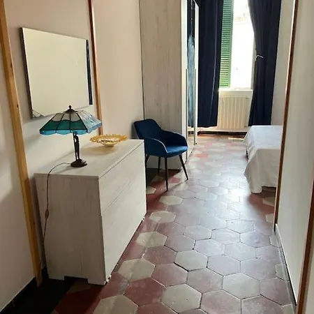 Domus Alexandra Апартаменты Рим